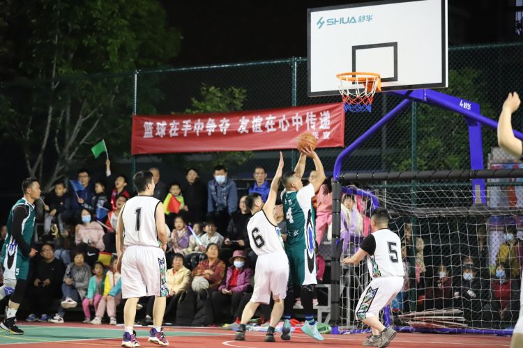 心吉伦